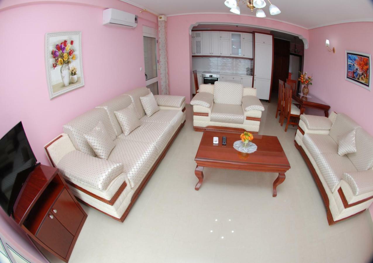Erti'S Apartments Sarande Exterior photo