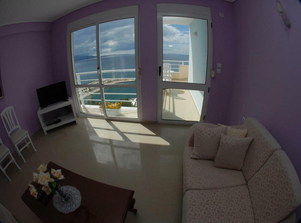 Erti'S Apartments Sarande Exterior photo