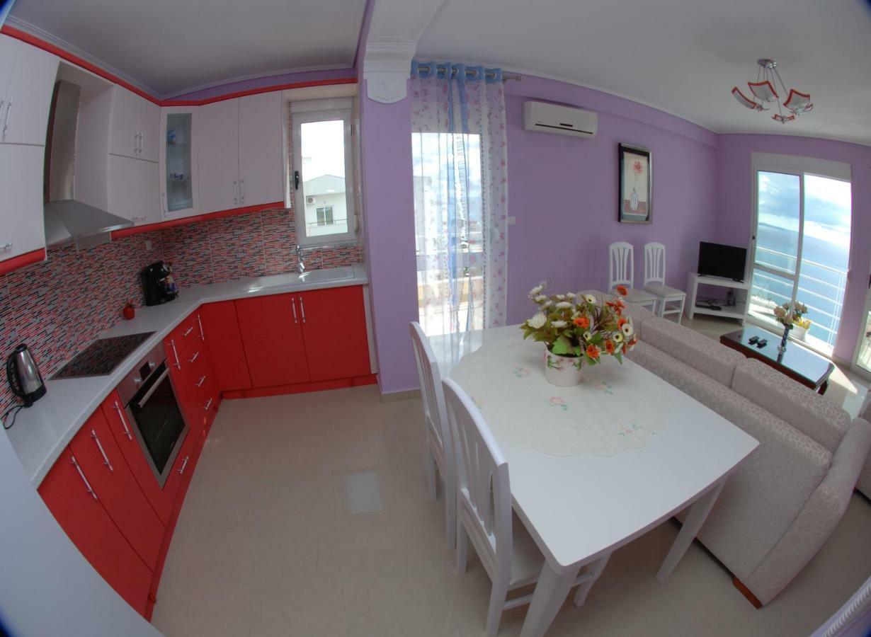 Erti'S Apartments Sarande Exterior photo